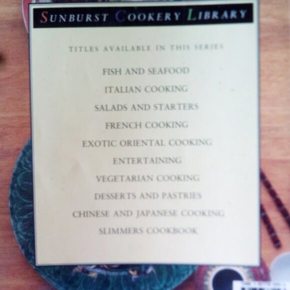 Sunburst Cookery Library Exotic Oriental Cooking Book - Picture 2 of 2